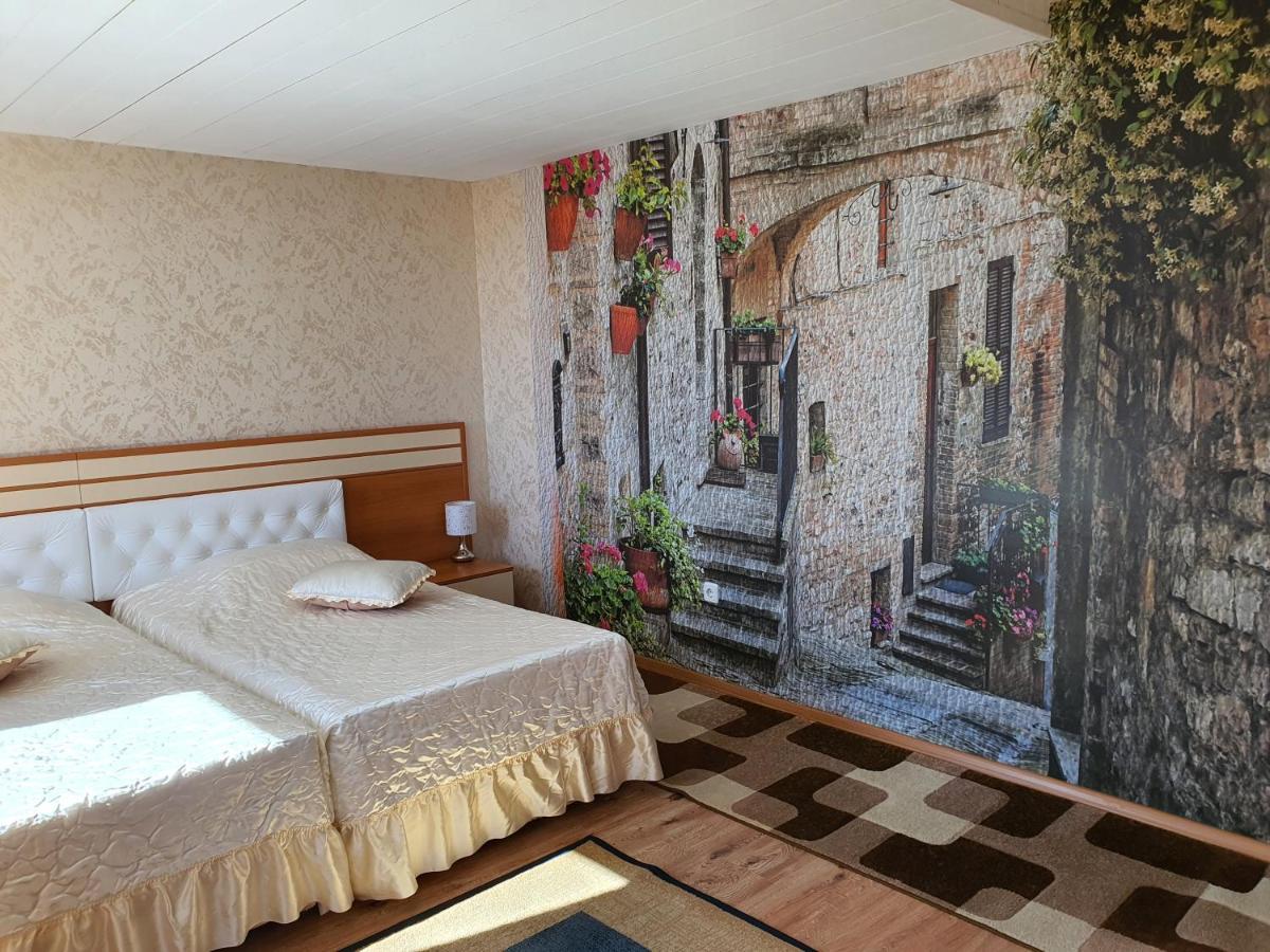 Hotel Dobrudja Dobrich Ngoại thất bức ảnh