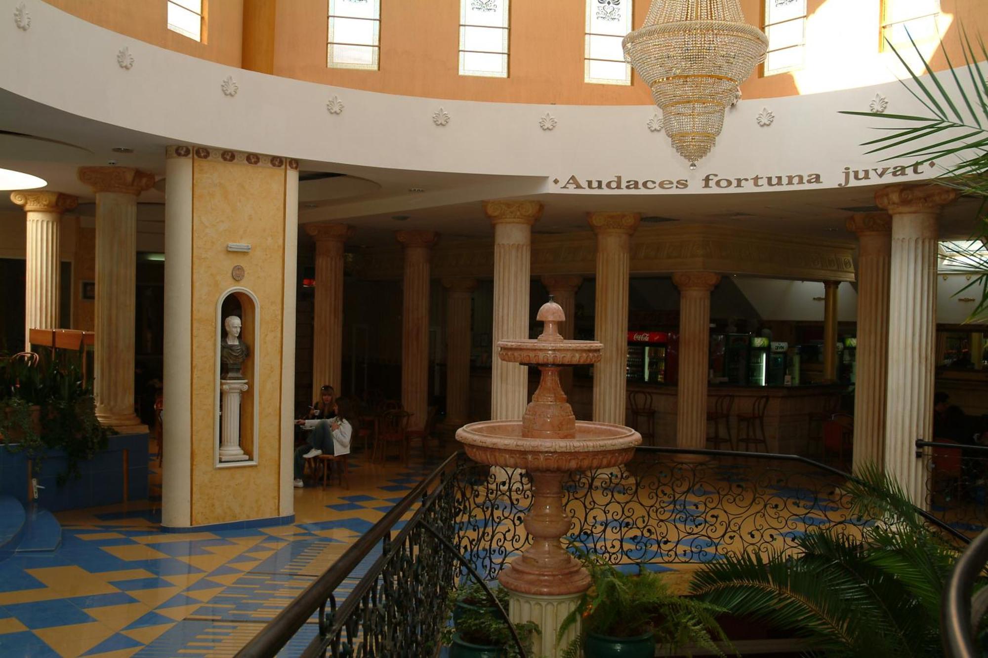 Hotel Dobrudja Dobrich Ngoại thất bức ảnh